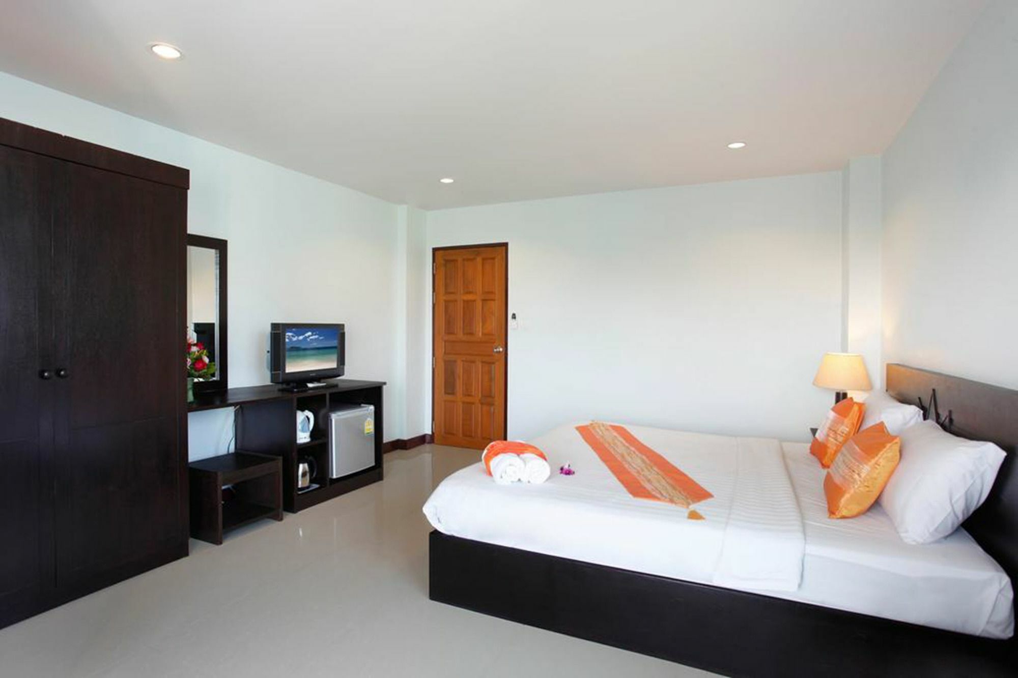 รายา ราไวย์ เพลส Apartment Rawai ภายนอก รูปภาพ