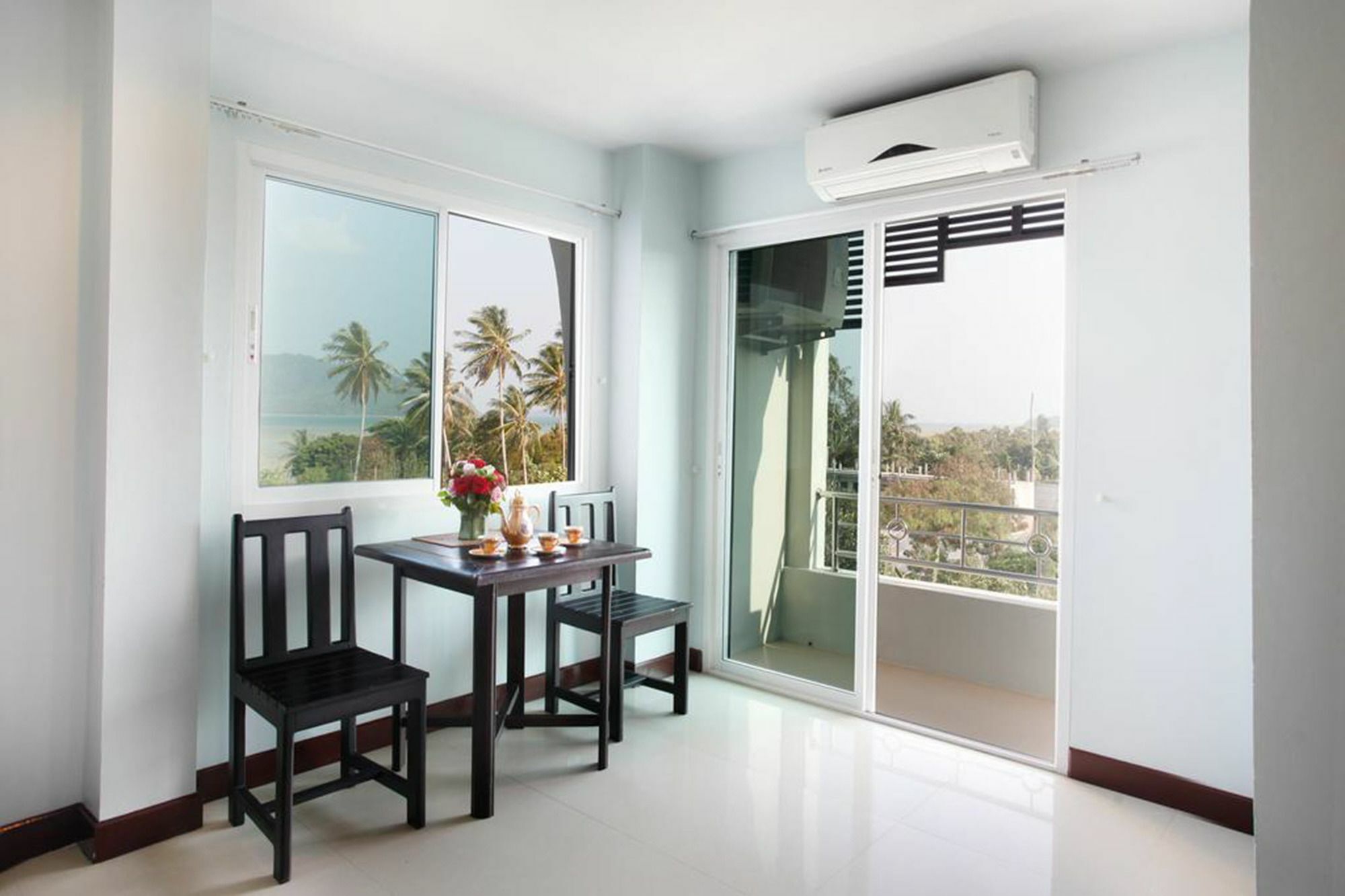 รายา ราไวย์ เพลส Apartment Rawai ภายนอก รูปภาพ